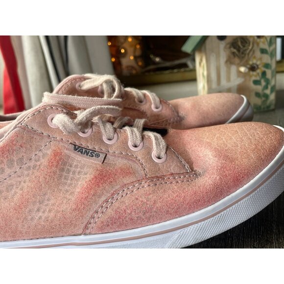 Pink Textured Van's skate women's 7 low rare 500714 EUC HTF cute - Picture 2 of 9